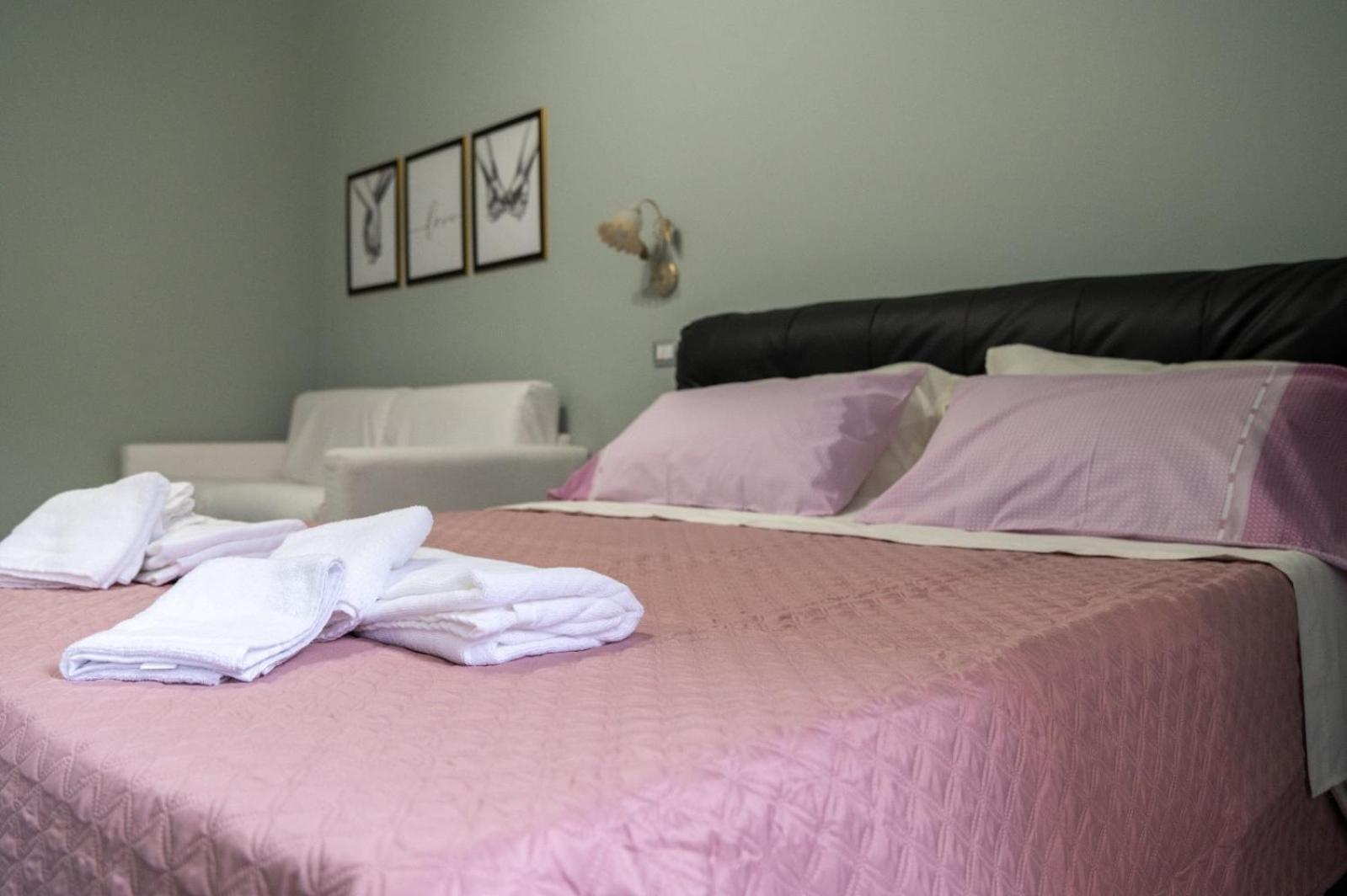 קטאניה Queen'S Apartament מראה חיצוני תמונה