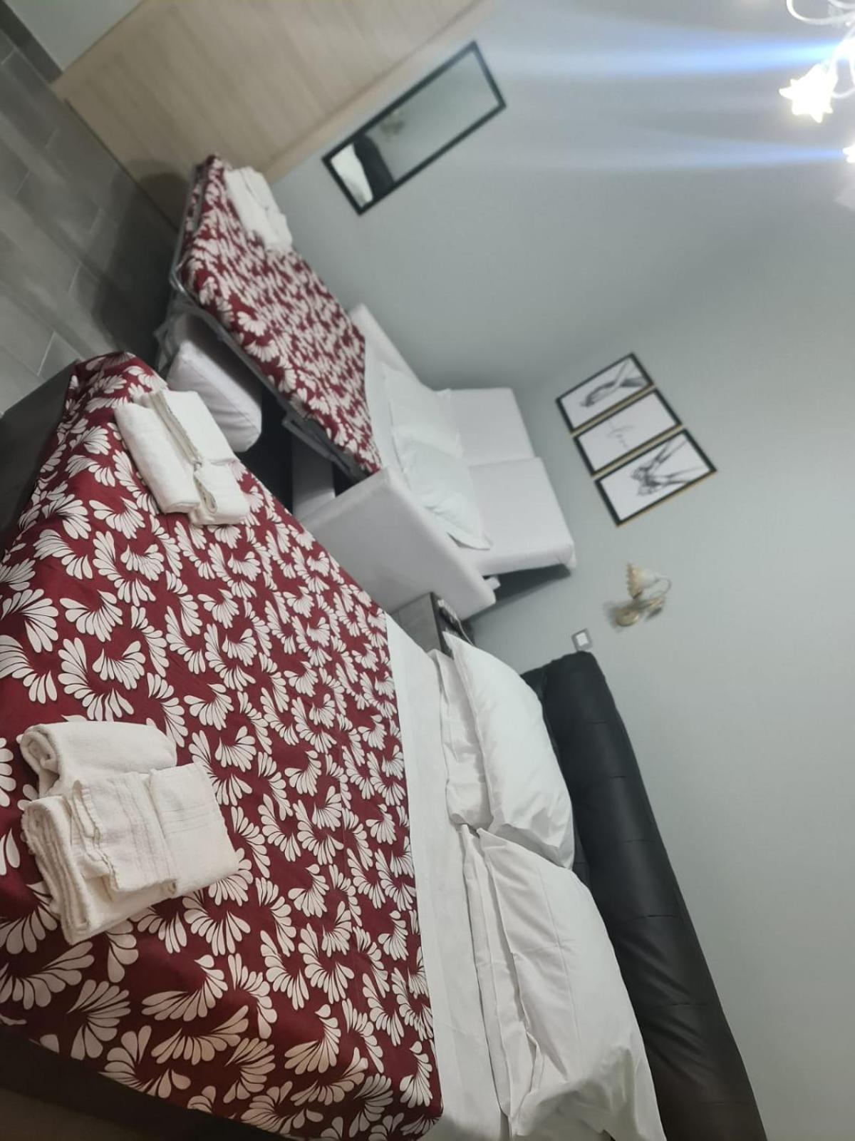 קטאניה Queen'S Apartament מראה חיצוני תמונה